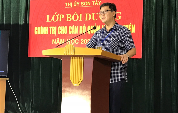 Thị xã Sơn Tây: tổ chức bồi dưỡng chính trị hè năm 2021