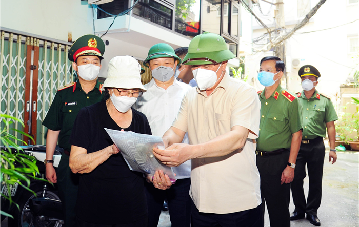 Thành phố Hà Nội kiên trì, quyết liệt và nhất quán thực hiện “mục tiêu kép”