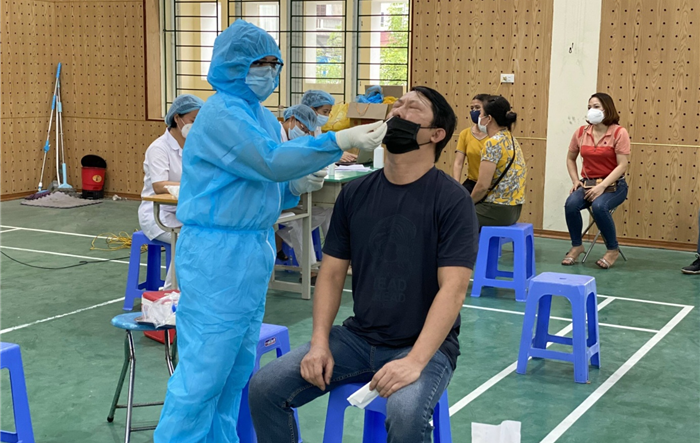 Triển khai xét nghiệm sàng lọc diện rộng có trọng điểm để phát hiện SARS- CoV-2