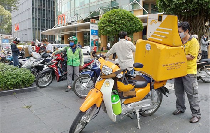 Hoạt động vận chuyển của shipper chỉ được thực hiện từ 9h đến 20h hằng ngày