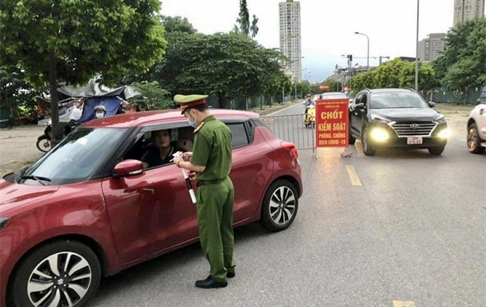 Quận Hà Đông: Xử phạt hơn 1.300 trường hợp vi phạm phòng, chống dịch sau 3 đợt giãn cách xã hội
