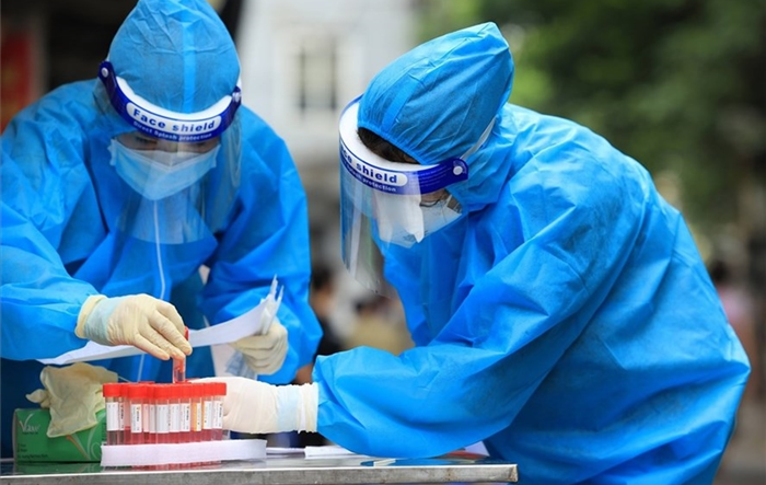 Xét nghiệm diện rộng, tiêm chủng vắc xin phòng, chống dịch Covid-19 đến ngày 15-9-2021