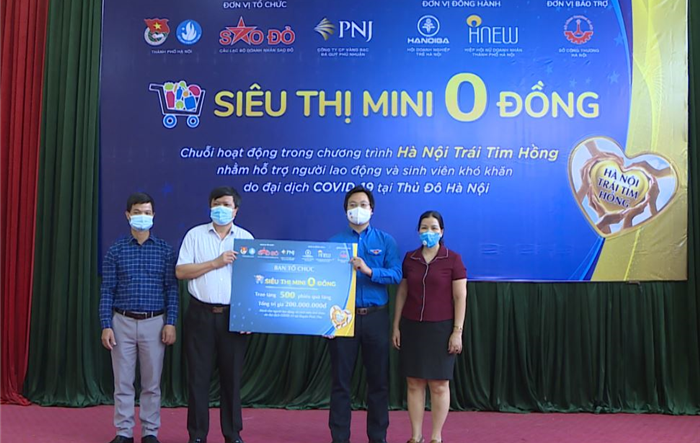 Khai trương “Siêu thị mini 0 đồng” tại huyện Phúc Thọ
