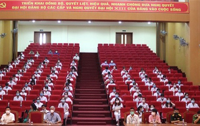 110 tình nguyện viên Trường Đại học Y dược Hải Phòng tham gia phòng chống Covid-19 tại huyện Quốc Oai 