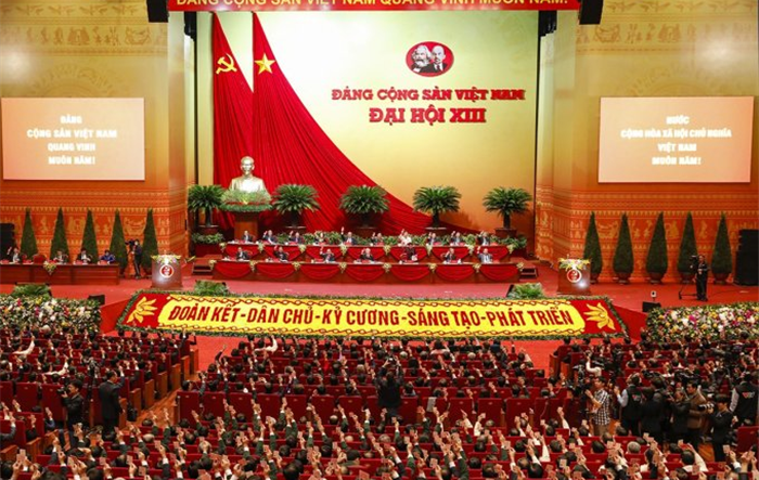 Phản bác các quan điểm sai trái, thù địch về công tác xây dựng, chỉnh đốn Đảng