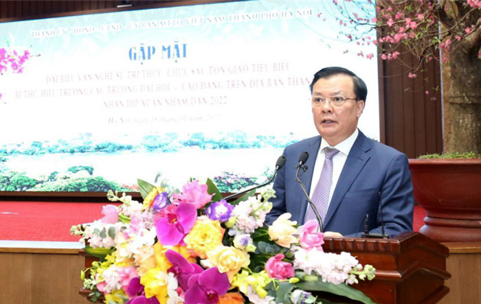Lãnh đạo Thành phố gặp mặt văn nghệ sĩ, trí thức, chức sắc tôn giáo