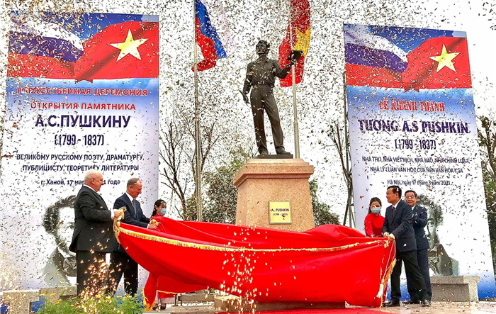 Hà Nội đổi mới và phát triển đối ngoại nhân dân theo tinh thần Nghị quyết Đại hội XIII của Đảng