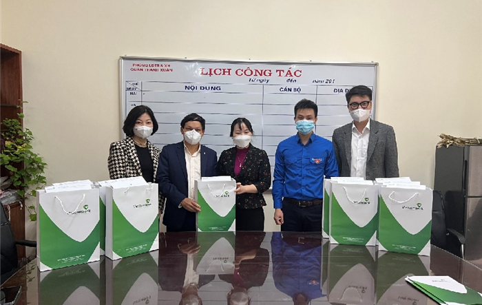 Đoàn Thanh niên Sở Lao động – Thương binh và Xã hội tặng quà Tết cho các gia đình chính sách, hộ nghèo, người có hoàn cảnh khó khăn