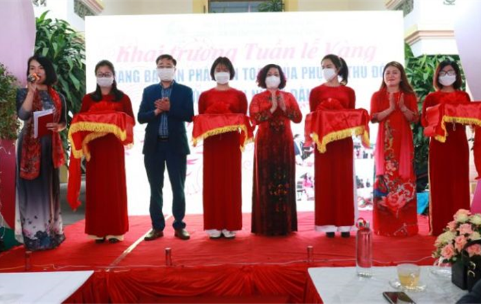 Khai mạc Tuần lễ vàng giới thiệu sản phẩm của phụ nữ Thủ đô với chủ đề “Sản phẩm an toàn chào Xuân Nhâm Dần”