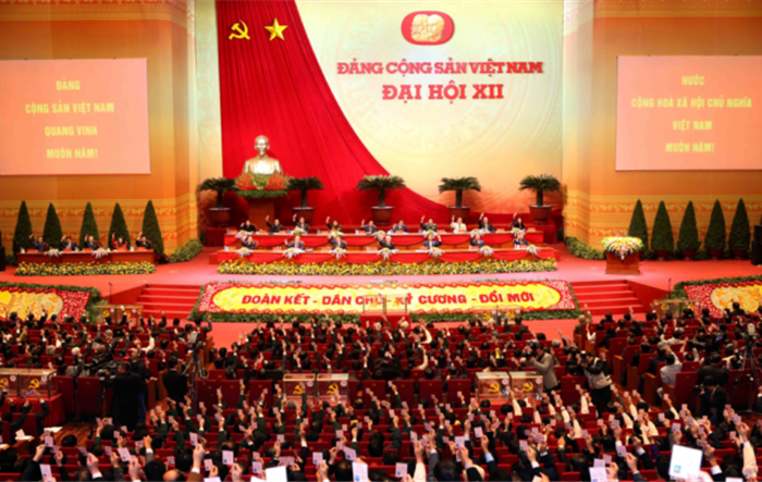 Không thể xuyên tạc công tác xây dựng Đảng và phủ nhận vai trò lãnh đạo của Đảng