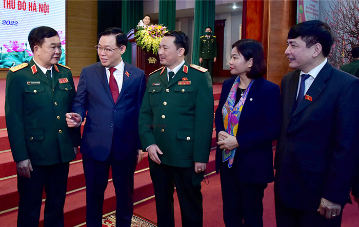 Chủ tịch Quốc hội Vương Đình Huệ thăm, chúc Tết Bộ Tư lệnh Thủ đô Hà Nội 