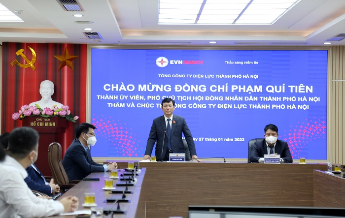 Phó Chủ tịch HĐND Thành phố Phạm Quí Tiên chúc Tết Tổng công ty Điện lực Hà Nội