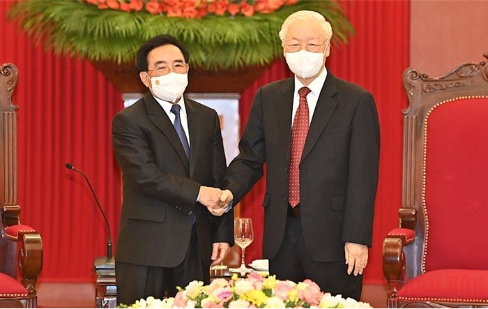 Tổng Bí thư Nguyễn Phú Trọng tiếp Thủ tướng Lào Phankham Viphavanh