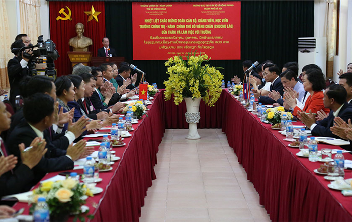 Trường Đào tạo cán bộ Lê Hồng Phong trao đổi hợp tác với Trường Chính trị - Hành chính Thủ đô Viêng Chăn