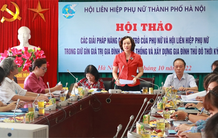 Nâng cao vai trò của phụ nữ, Hội Liên hiệp phụ nữ trong giữ gìn giá trị truyền thống, xây dựng gia đình Thủ đô thời kỳ mới
