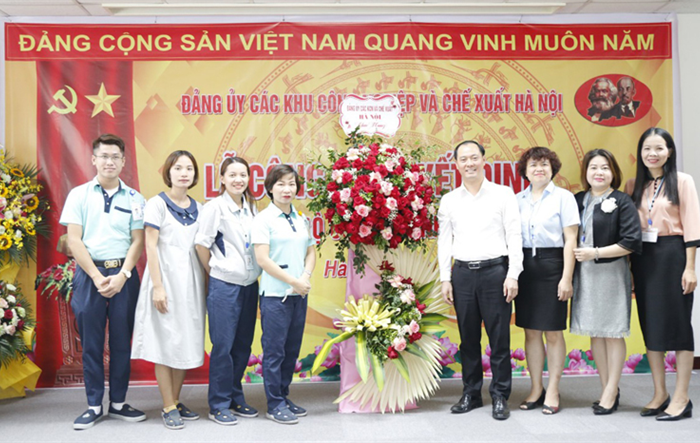 Lễ công bố quyết định thành lập Chi bộ Công ty TNHH Canon Việt Nam
