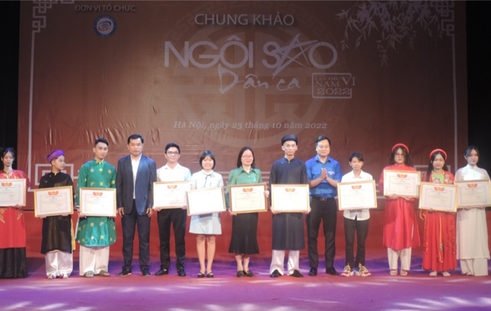 Chung khảo cuộc thi “Ngôi sao Dân ca”