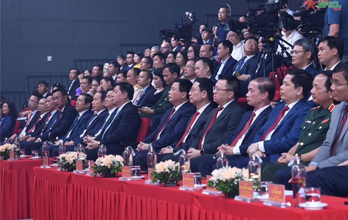 Trao giải cuộc thi viết chính luận về bảo vệ nền tảng tư tưởng của Đảng lần thứ hai - năm 2022