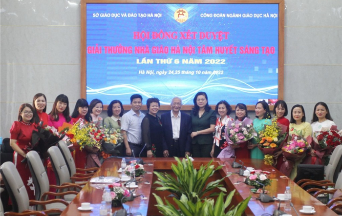 40 nhà giáo dự xét Giải thưởng “Nhà giáo Hà Nội tâm huyết, sáng tạo” năm học 2021 - 2022