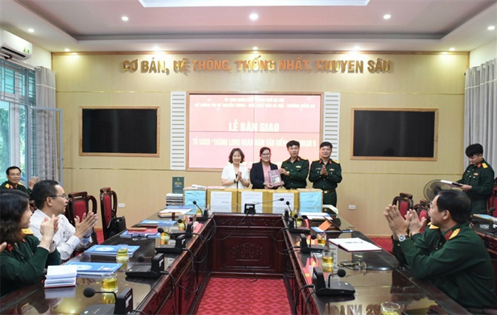 Xây dựng thói quen đọc sách cho cán bộ, chiến sỹ, hướng tới xây dựng văn hóa đọc trong các đơn vị quốc phòng Thủ đô