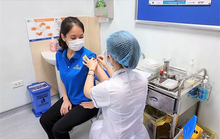 Tăng cường tiêm vắc xin phòng Covid-19 cho trẻ em 