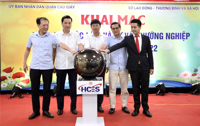 Ngày hội việc làm và tư vấn hướng nghiệp quận Cầu Giấy năm 2022