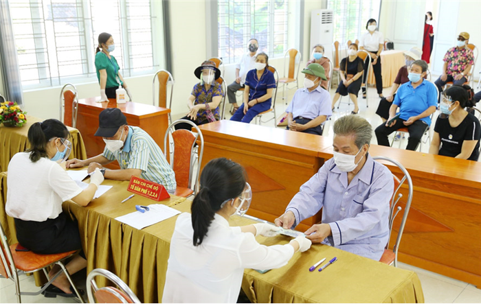 Thành phố Hà Nội thực hiện chính sách an sinh xã hội: Không bỏ ai lại phía sau