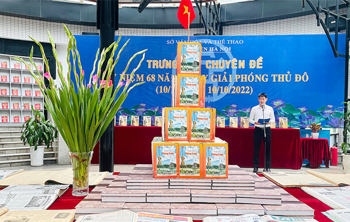 Khai mạc trưng bày chuyên đề kỷ niệm 68 năm Ngày Giải phóng Thủ đô
