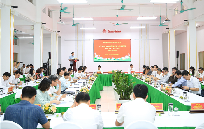 Hỗ trợ doanh nghiệp tháo gỡ khó khăn và tập trung phát triển kinh tế - xã hội
