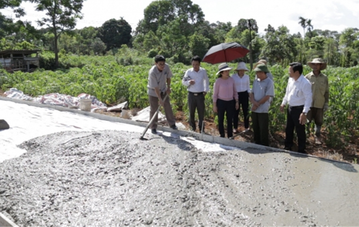 Một số giải pháp bảo đảm thực hiện phương châm “dân biết, dân bàn, dân làm, dân kiểm tra, dân giám sát, dân thụ hưởng”