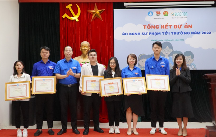 Lễ tổng kết dự án “Áo xanh sư phạm tới trường” năm 2022