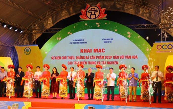 Khai mạc sự kiện giới thiệu, quảng bá sản phẩm OCOP gắn với văn hóa miền Trung và Tây Nguyên