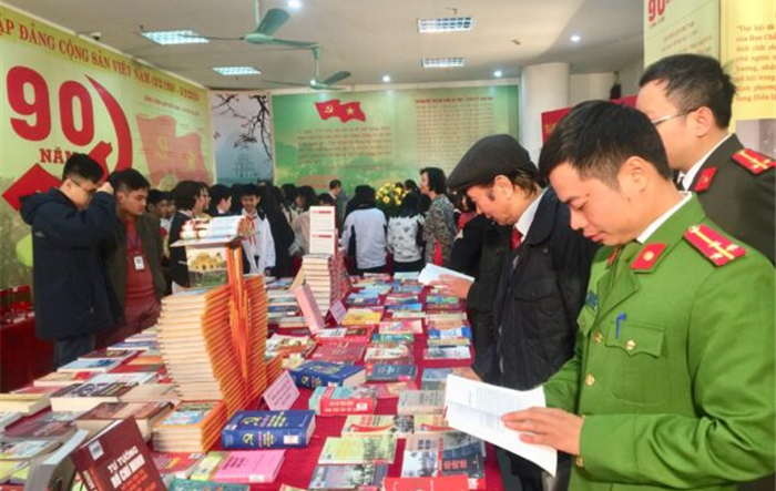 Phát động sáng tác các tác phẩm văn học nghệ thuật “Sống mãi với thời gian” giai đoạn 2022-2025
