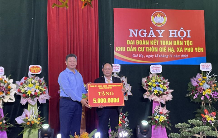 Ấm áp Ngày hội Đại đoàn kết toàn dân tộc ở thôn Giẽ Hạ