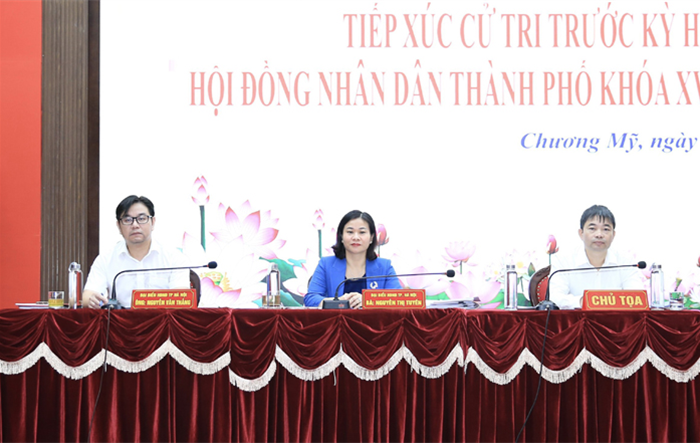 Phó Bí thư Thường trực Thành ủy Nguyễn Thị Tuyến tiếp xúc cử tri huyện Chương Mỹ