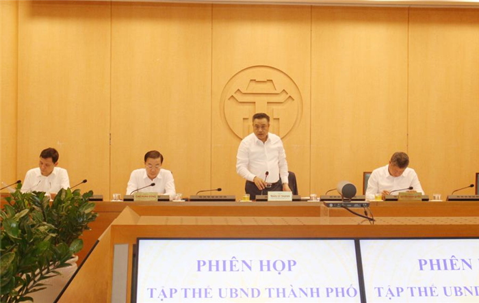 Tập thể UBND thành phố Hà Nội họp phiên thường kỳ tháng 11