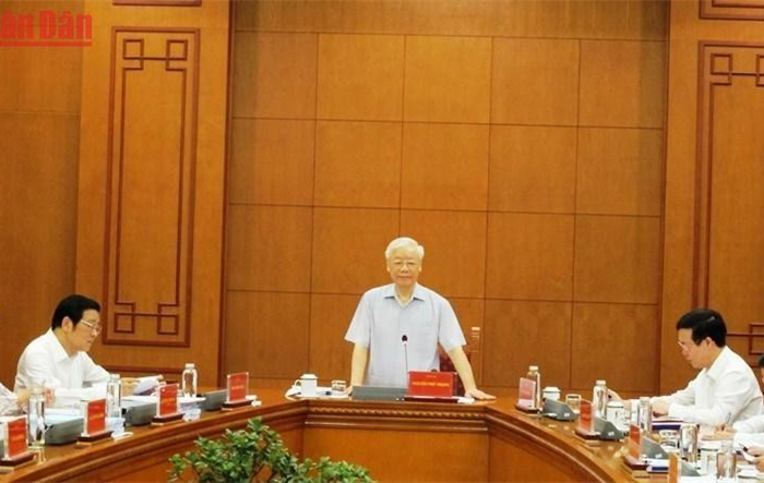 Đẩy mạnh điều tra, truy tố, xét xử các vụ án, xử lý các vụ việc nghiêm trọng, phức tạp