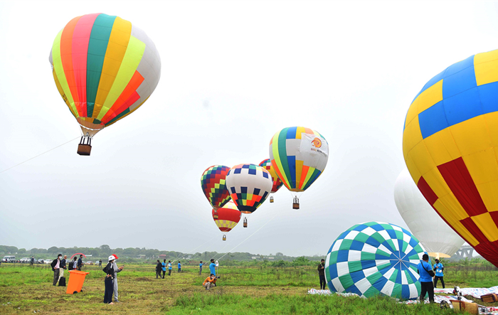 Du lịch Hà Nội khởi sắc: Tổng lượng khách đến Hà Nội gấp 5 lần so với năm 2021