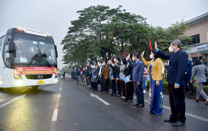 Liên đoàn Lao động thành phố chăm lo cho đoàn viên, người lao động đón Tết Quý Mão an toàn, ấm no