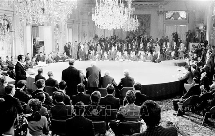 Tuyên truyền kỷ niệm 50 năm Ngày ký Hiệp định Paris