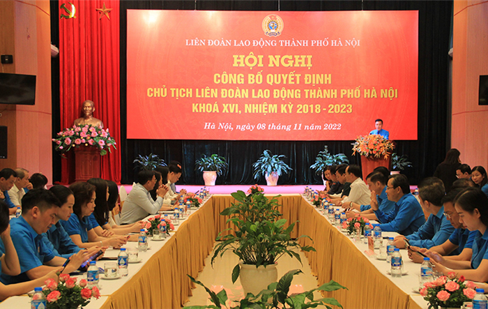 Công bố quyết định Chủ tịch Liên đoàn Lao động thành phố Hà Nội