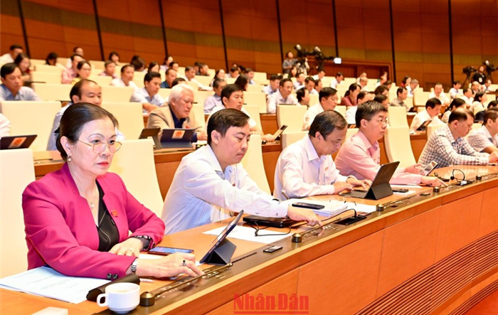 Thông cáo báo chí số 17 Kỳ họp thứ 4, Quốc hội khóa XV
