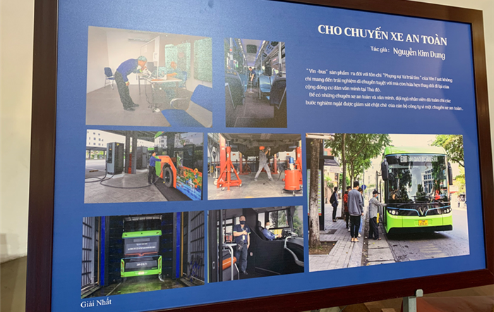 Trao giải cuộc thi "Tuyên truyền xây dựng văn hóa giao thông qua ảnh năm 2022"