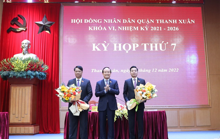 Đồng chí Nguyễn Minh Tiến được bầu giữ chức vụ Chủ tịch HĐND quận Thanh Xuân