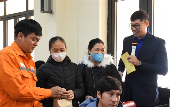 “Hướng dẫn quy định giá bán lẻ điện cho người thuê trọ và tập huấn kỹ năng sử dụng điện an toàn, tiết kiệm”