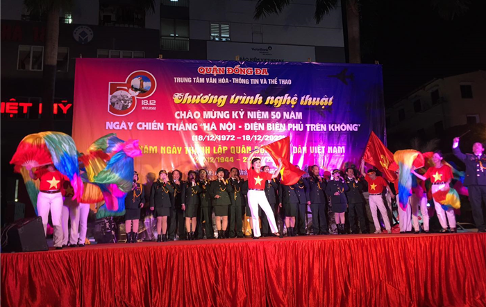 Chương trình ca múa nhạc chào mừng kỷ niệm 50 năm chiến thắng “Hà Nội – Điện Biên Phủ trên không”