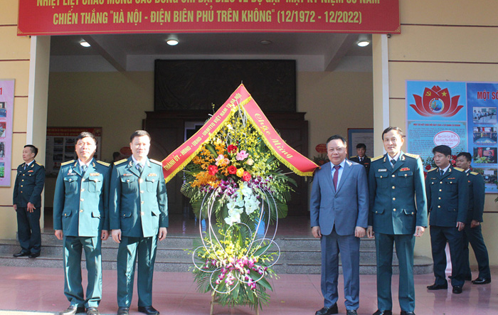 Gặp mặt các thế hệ cựu chiến binh tham gia chiến dịch 12 ngày đêm năm 1972