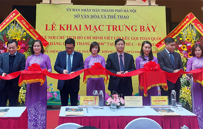 Khai mạc trưng bày bổ sung tại di tích Nhà Chủ tịch Hồ Chí Minh ở và làm việc tại phường Vạn Phúc
