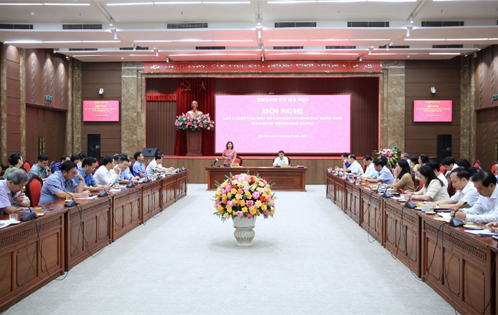 Công tác rà soát, sàng lọc đảng viên ở Đảng bộ TP Hà Nội: Việc cấp thiết, tất yếu để làm trong sạch, vững mạnh đội ngũ - Bài 1: Nghiêm khắc rà soát, quyết liệt thanh lọc