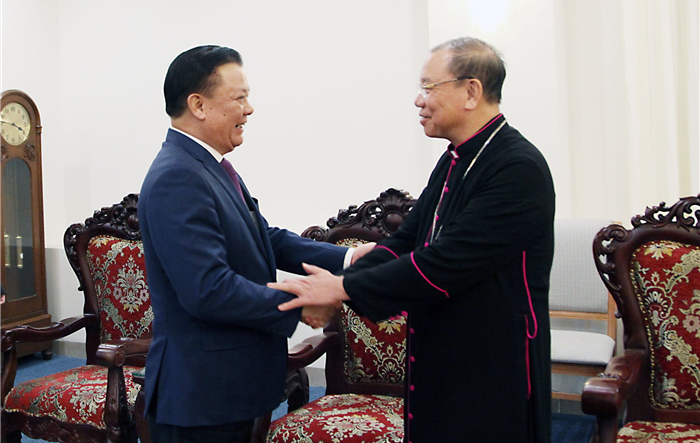 Bí thư Thành uỷ Đinh Tiến Dũng chúc mừng Giáng sinh Tòa Tổng giám mục Hà Nội